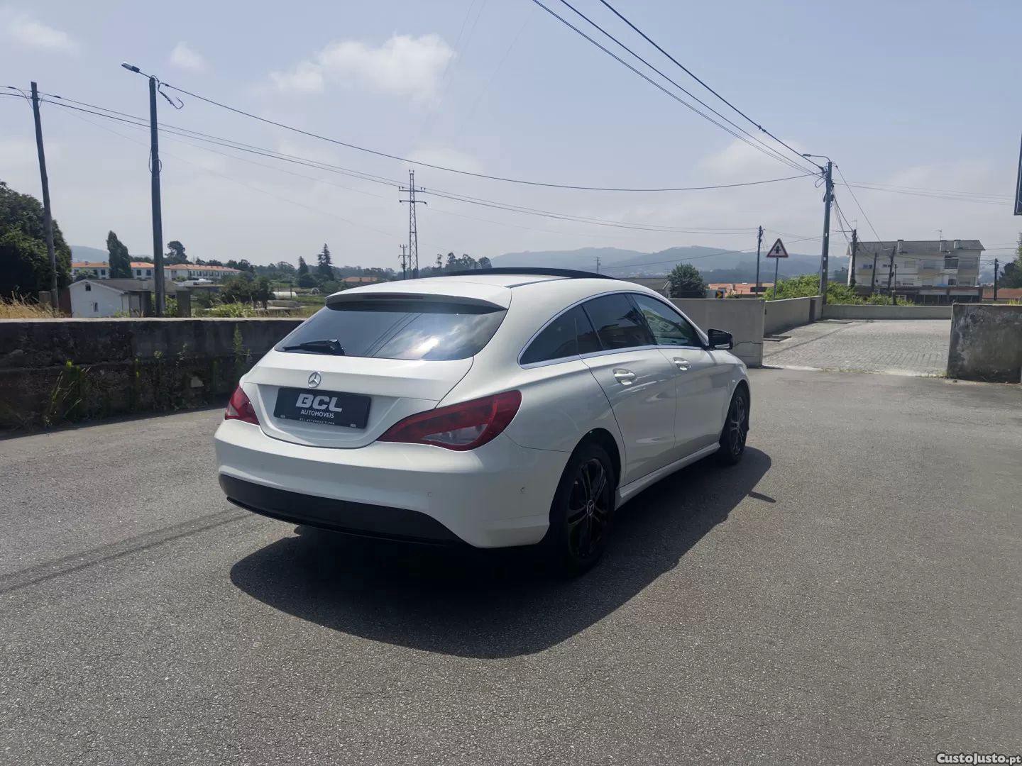 Mercedes-Benz CLA 180 D shooting brake urban aut. — fotografia 19