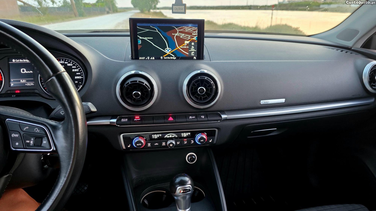 Audi A3 S-Line Full Led — fotografia 3