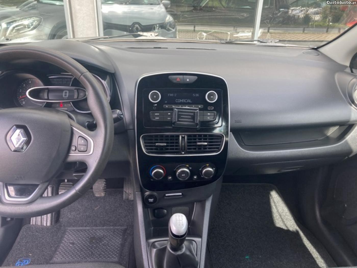 Renault Clio 1.5 dCi Zen — fotografia 12