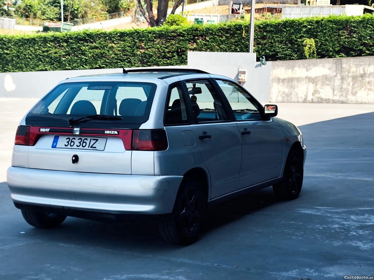SEAT Ibiza 1.0 — fotografia 10