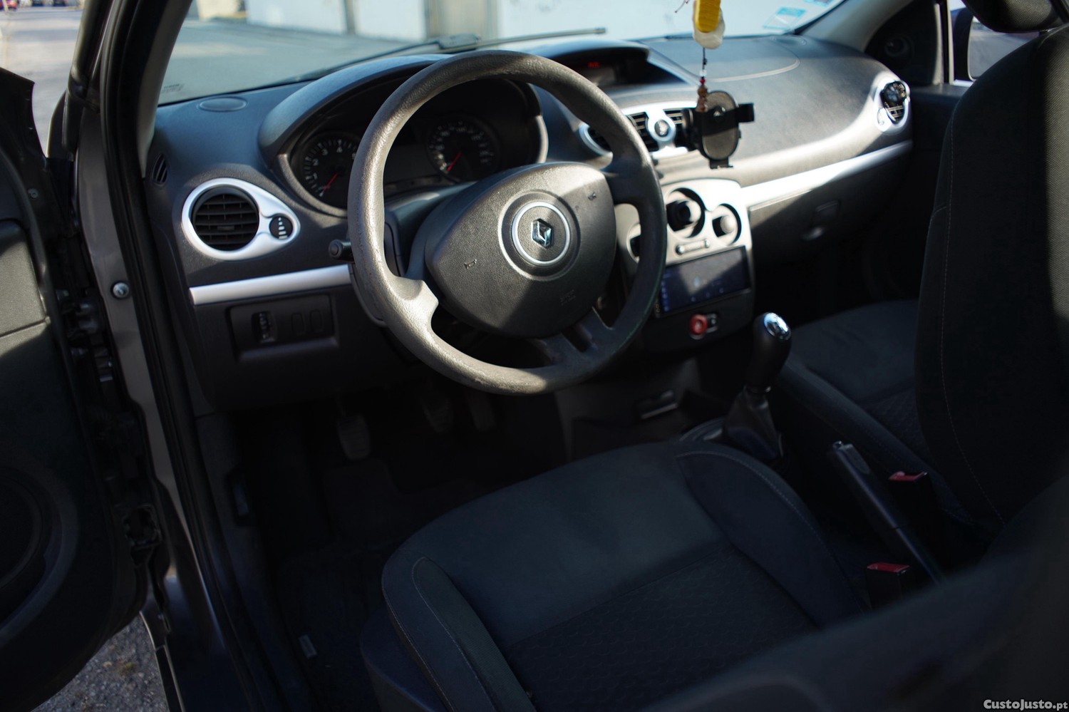 Renault Clio 1.2 16V FAIRWAY — fotografia 7
