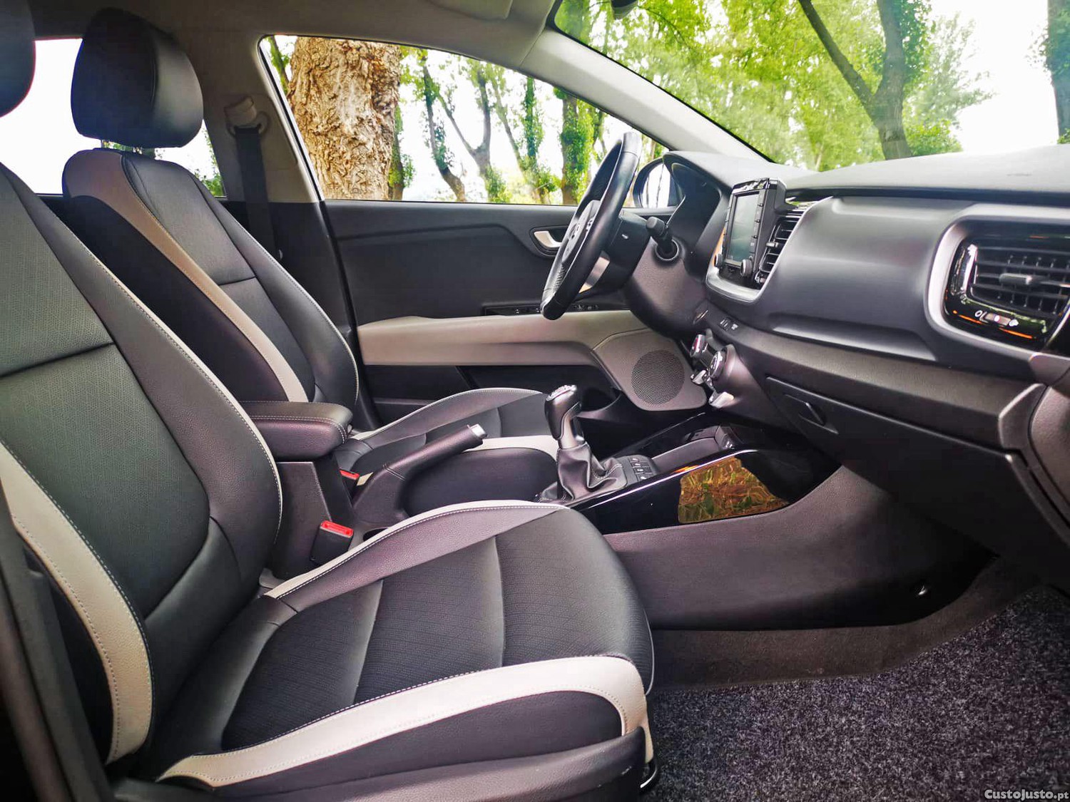 Kia Stonic 1.0 T-GDI TX — fotografia 16