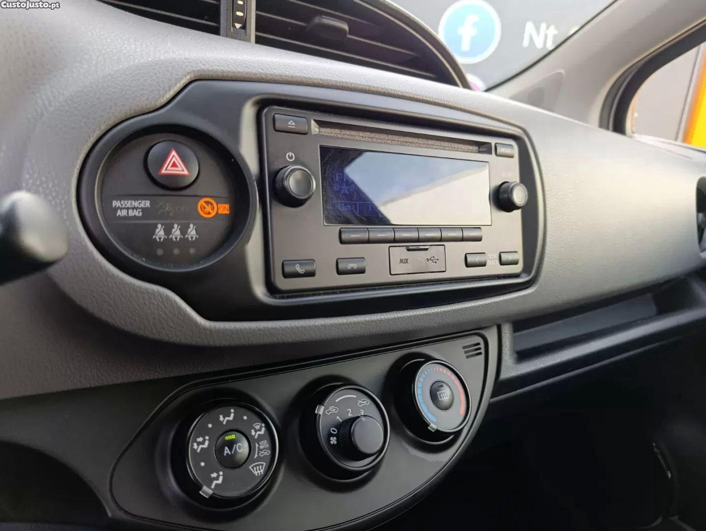 Toyota Yaris 1.0 vvt-i active+ac — fotografia 8