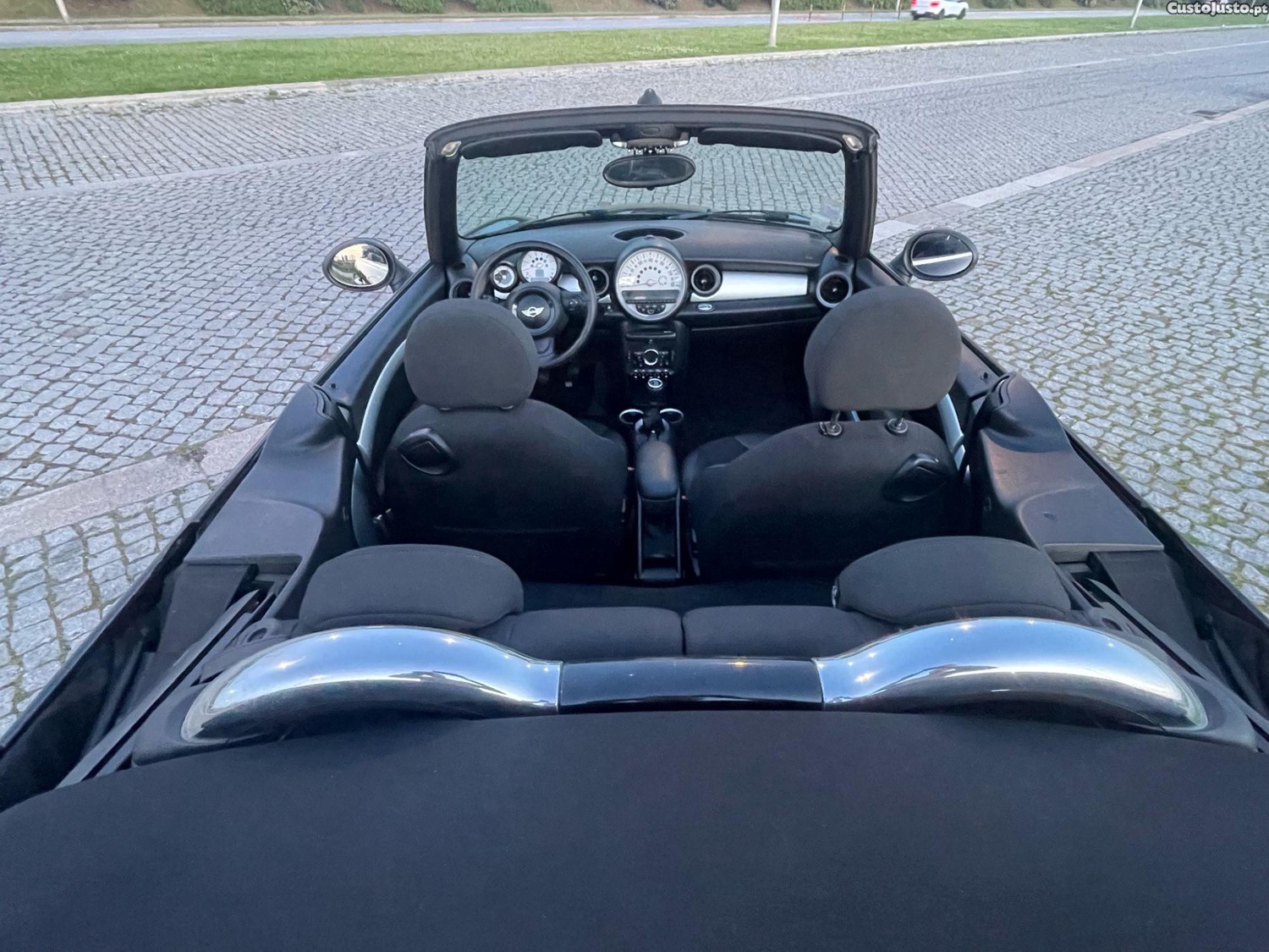 MINI Cooper D Cabrio — fotografia 5