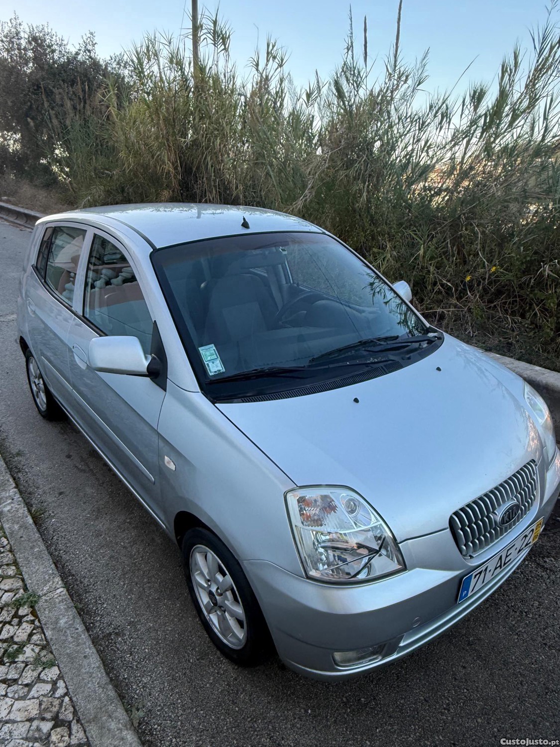 Kia Picanto 1.0 gasolina muito económico 2500 — photo 2