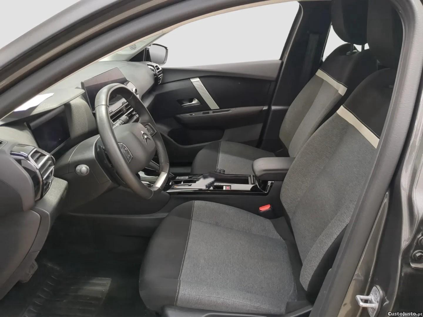 Citroën C4 PureTech 130 Stop&Start EAT8 FEEL — fotografia 8