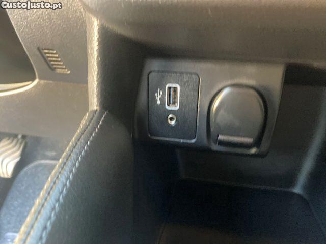 Nissan Micra 1.0 IG-T Kiiro — fotografia 9