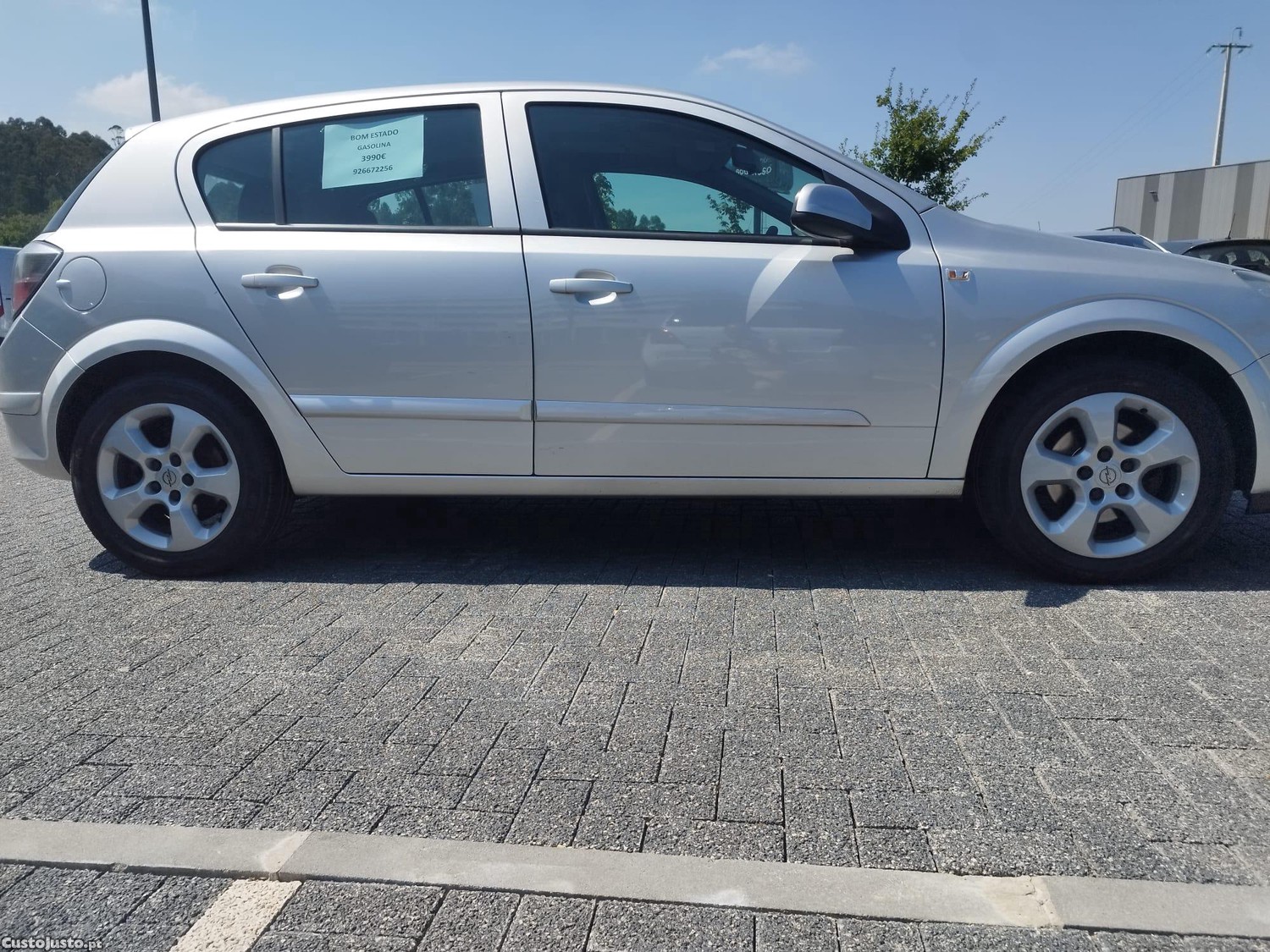 Opel Astra 1.4 Gasolina — fotografia 8