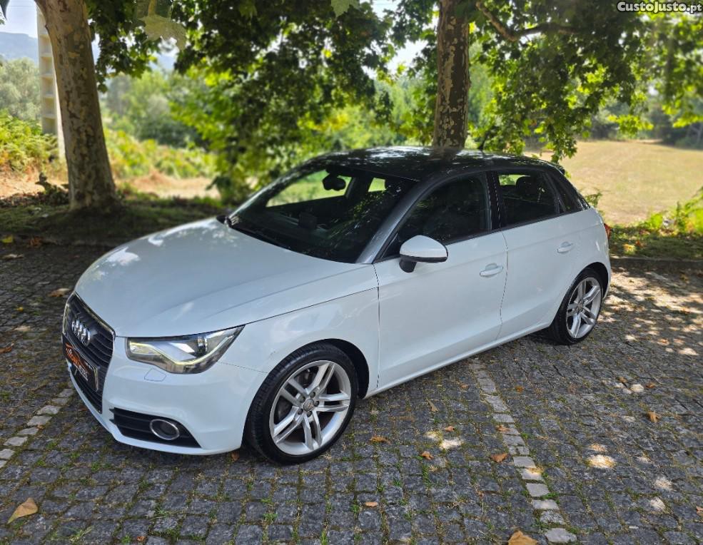 Audi A1 Sportback 1.6 TDi S-line — fotografia 11