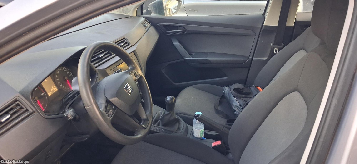 Seat Ibiza 1.6 TDI — photo 5
