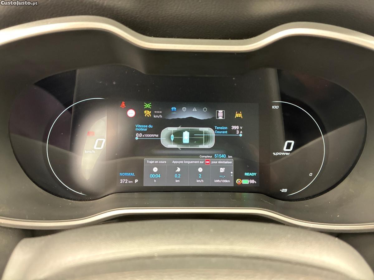 MG ZS 72.6 kWh Luxury — fotografia 7