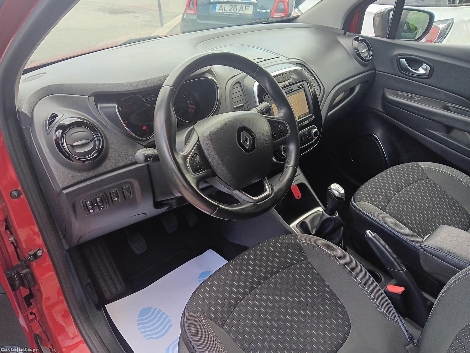 Renault Captur Exclusive 0.9 TCe 90cv — fotografia 6