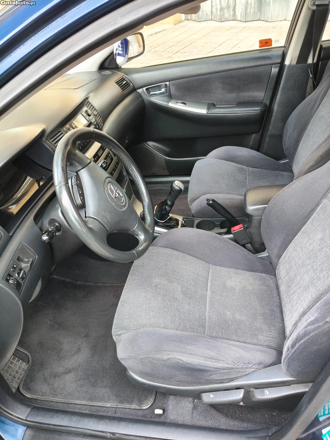 Toyota Corolla () — fotografia 5