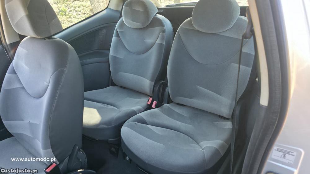 Citroën C2 1.1 — fotografia 2