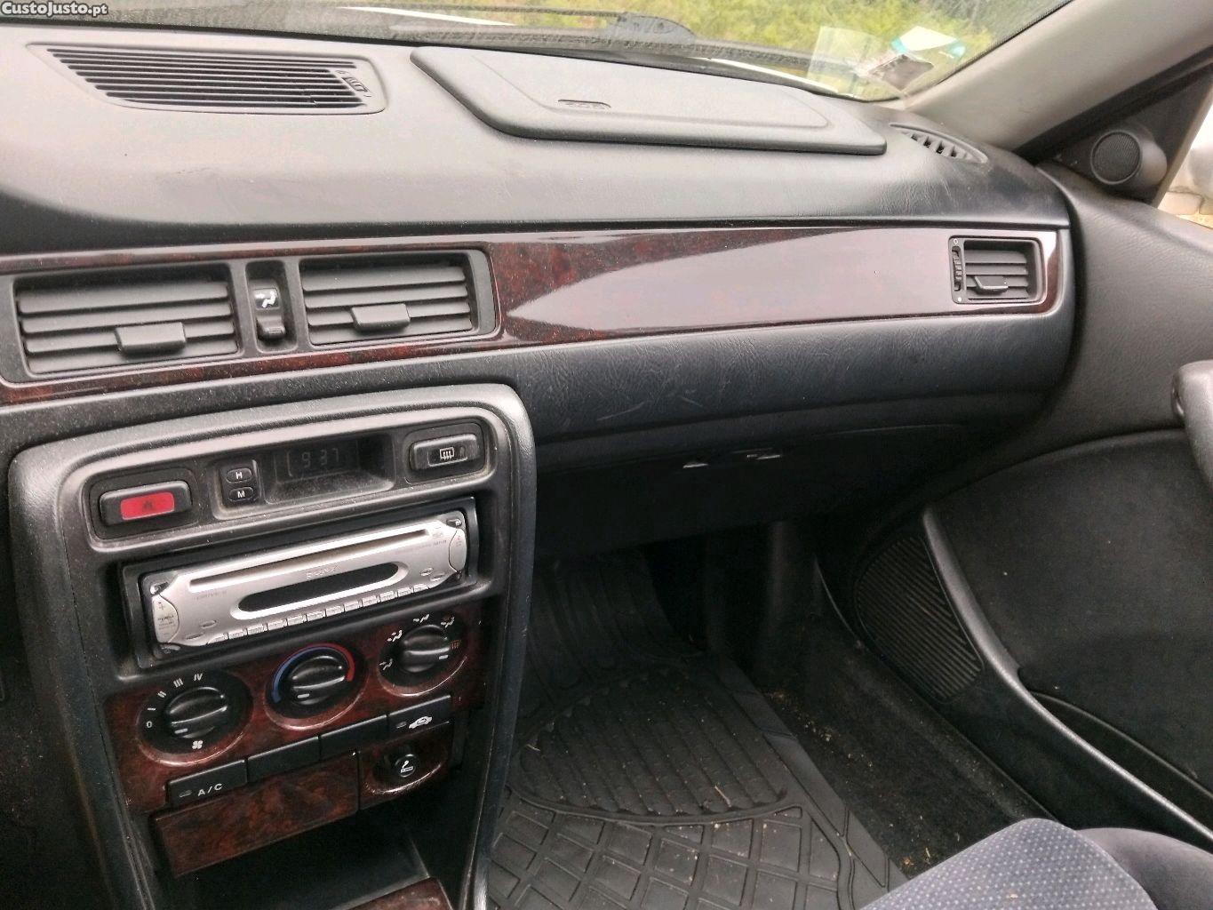 Honda Civic Aerodeck 1.4 — fotografia 3