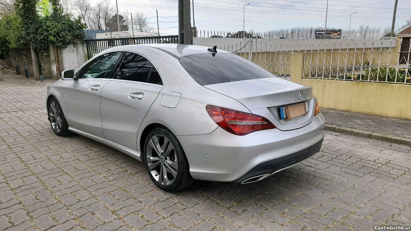 Mercedes-Benz CLA 180 Urban — fotografia 6