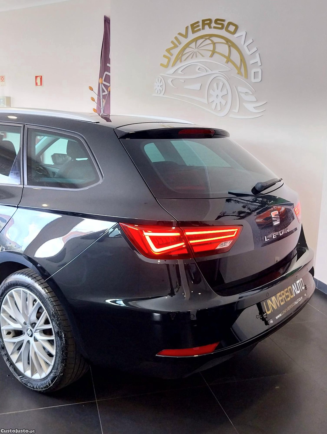 SEAT Leon ST 1.6 TDI Style S/S Plus | Nacional| Histórico de manutenção — fotografia 2