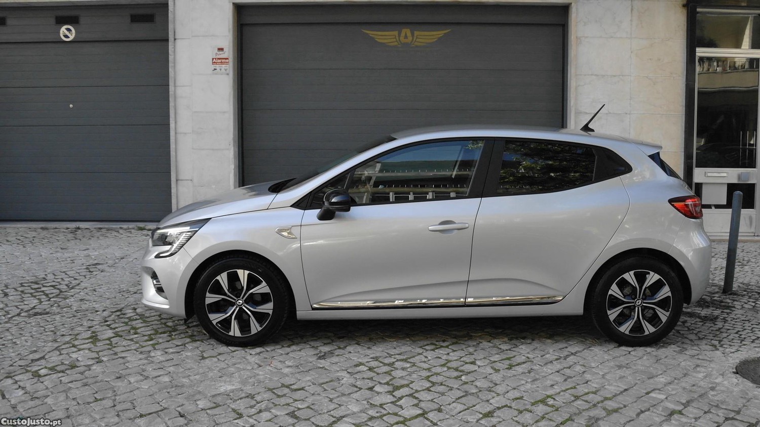 Renault Clio 1.0 TCe Limited — fotografia 10