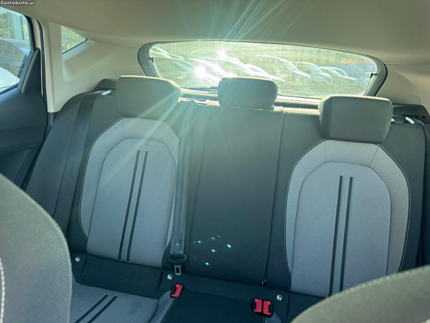 SEAT Leon 1.0 TSI OPF Style — fotografia 3