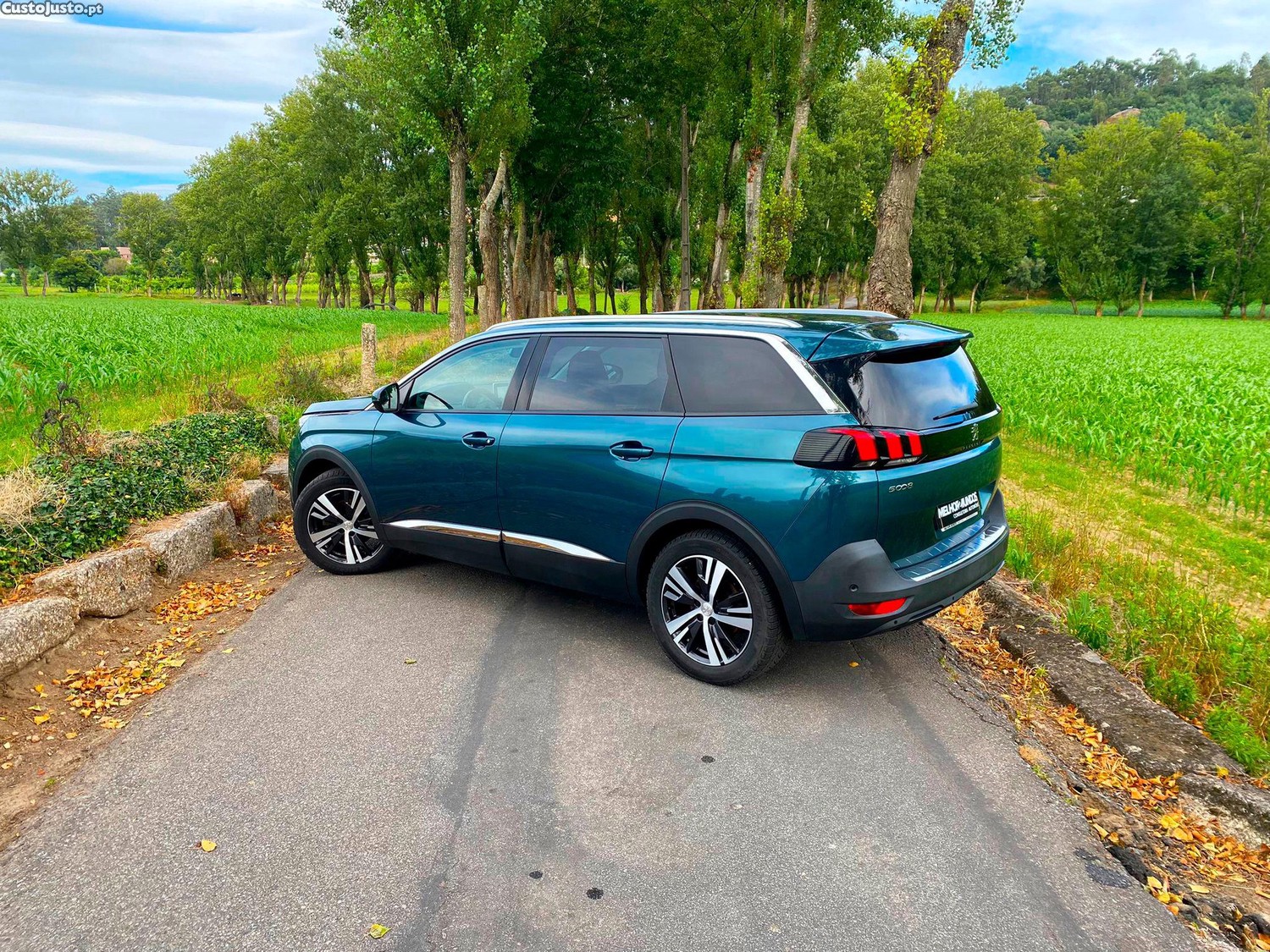 Peugeot 5008 1.5 BlueHDi Allure - 18 — photo 3