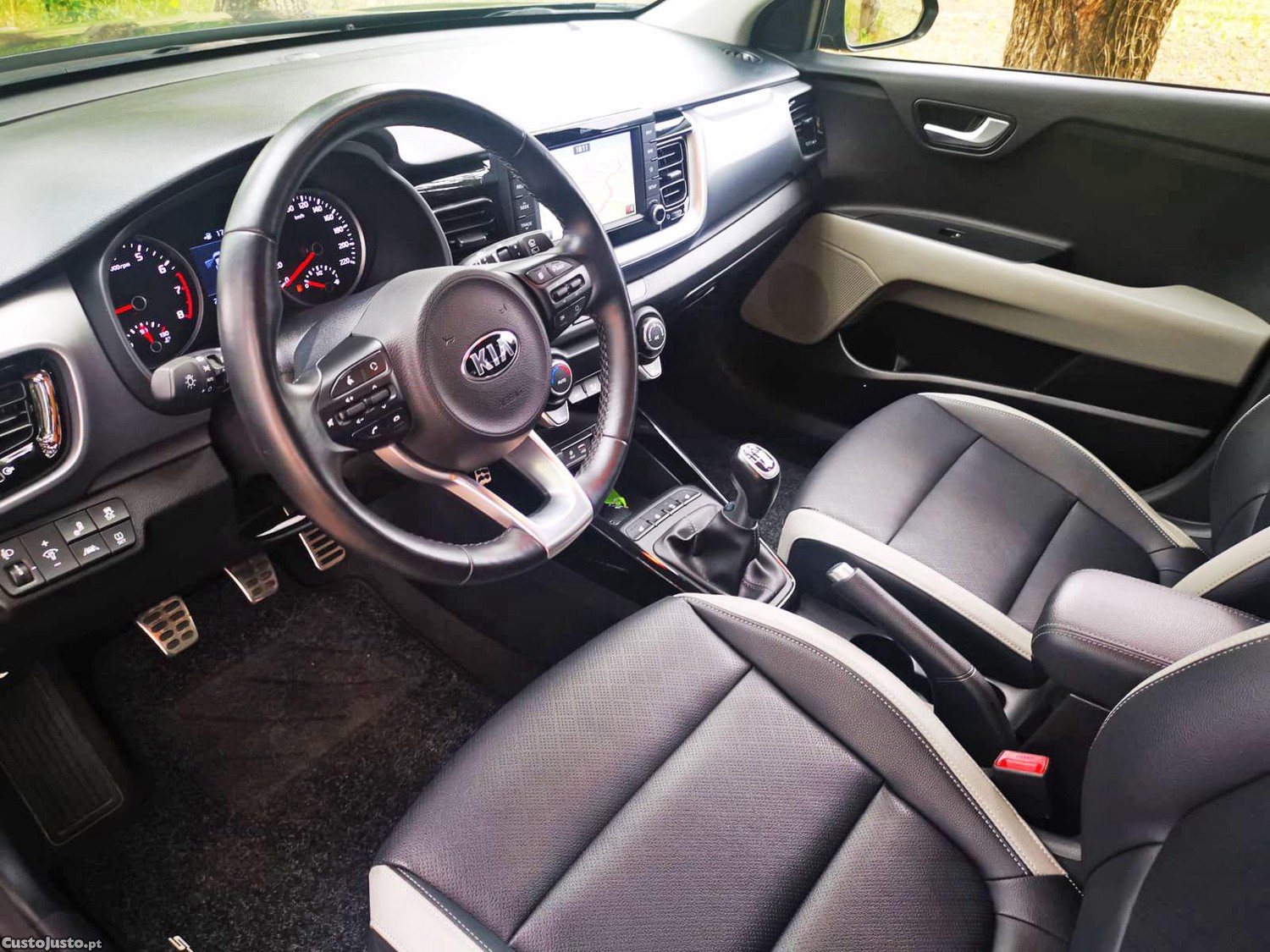 Kia Stonic 1.0 T-GDI TX — fotografia 13