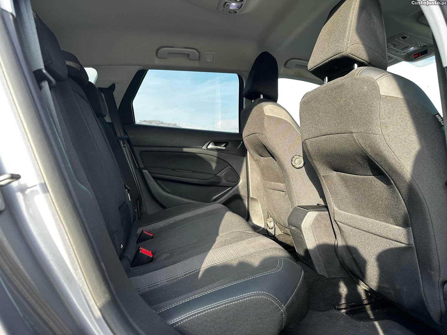 Peugeot 308 SW 1.5 BlueHDi Allure Pack EAT8 — fotografia 2