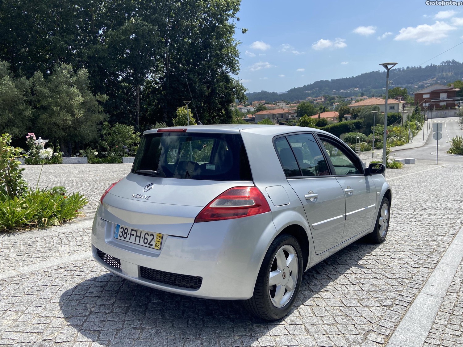 Renault Mégane 1.5 DCI — fotografia 7
