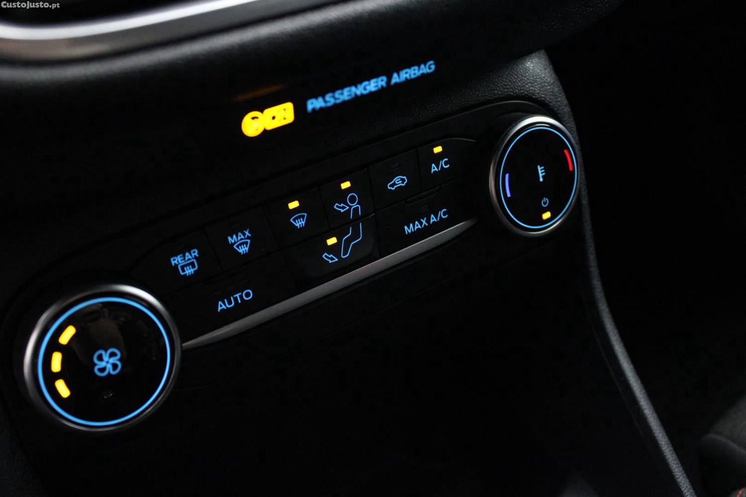Ford Fiesta 1.0 ECOBOOST ST LINE — fotografia 15