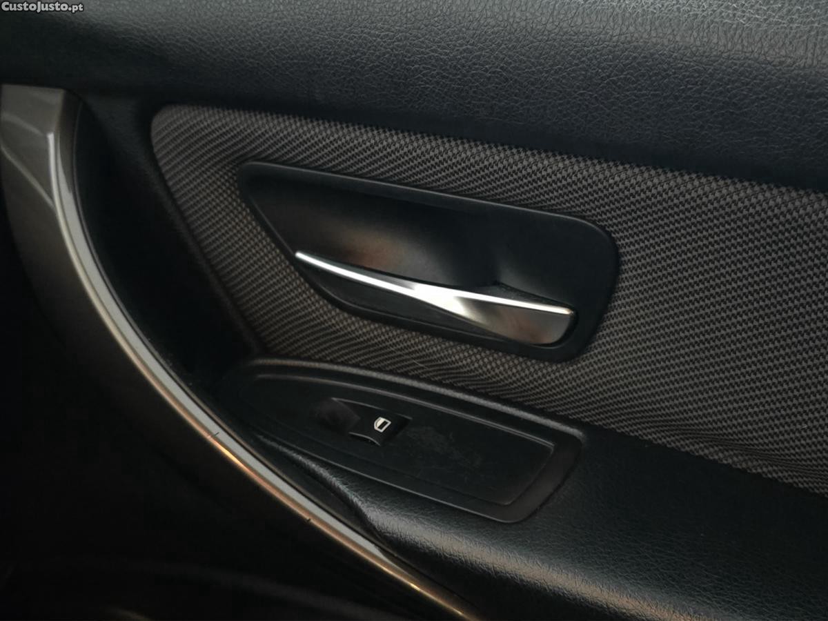 BMW 318 d Auto Line Modern N — fotografia 10