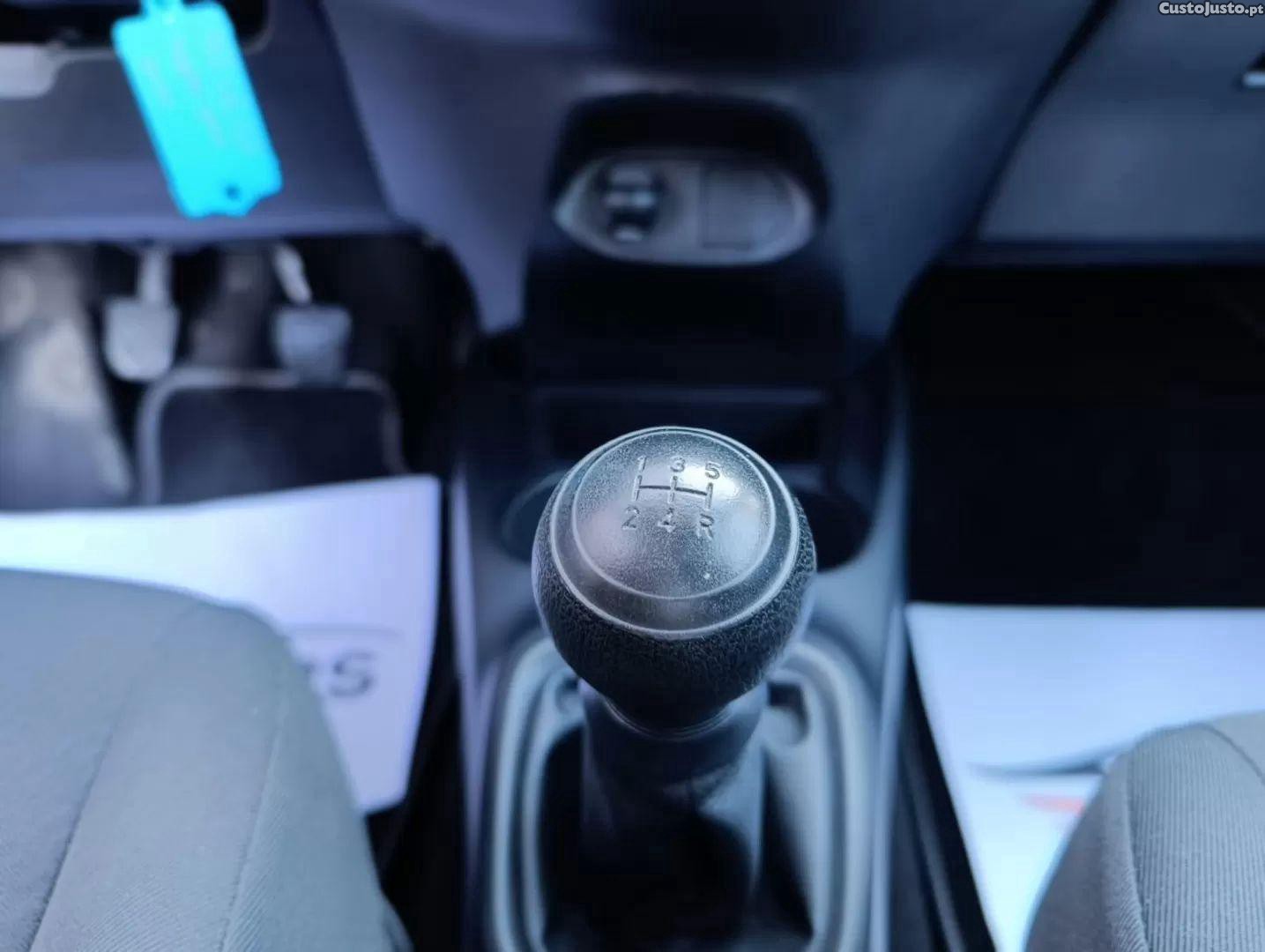 Toyota Yaris 1.0 vvt-i active+ac — fotografia 7