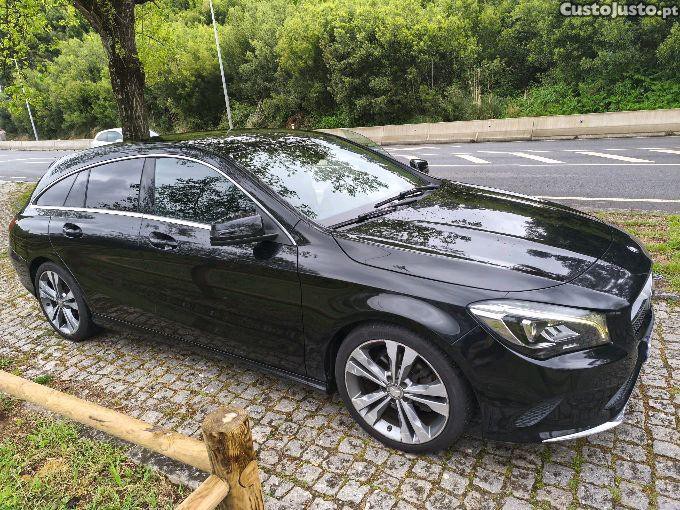 Mercedes-Benz CLA 180 full led — fotografia 4