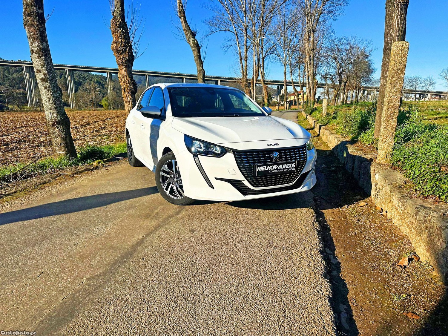 Peugeot 208 1.2 PureTech Allure — fotografia 8