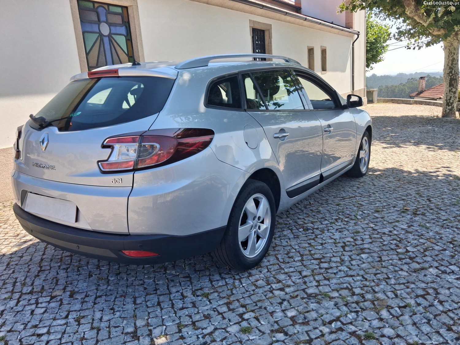 Renault Mégane 1.5 DCI Bom Estado — fotografia 6