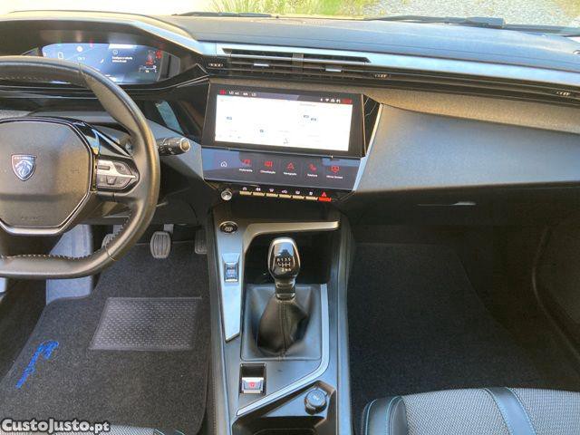 Peugeot 308 1.2 PureTech Allure — fotografia 12