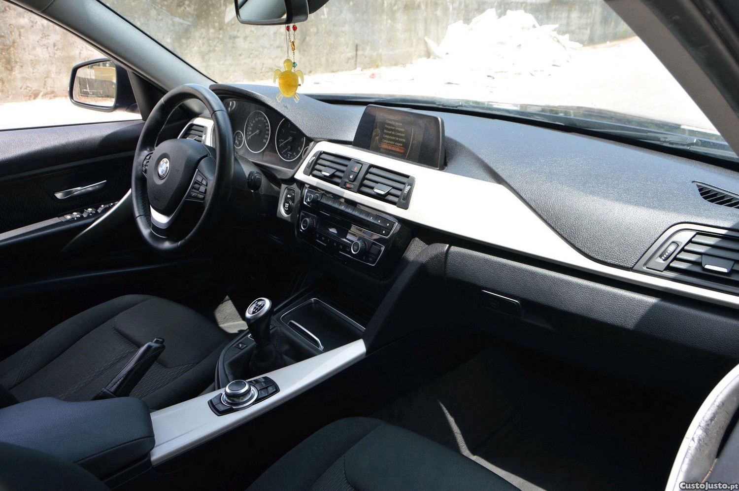 BMW 318 100mil km — fotografia 5