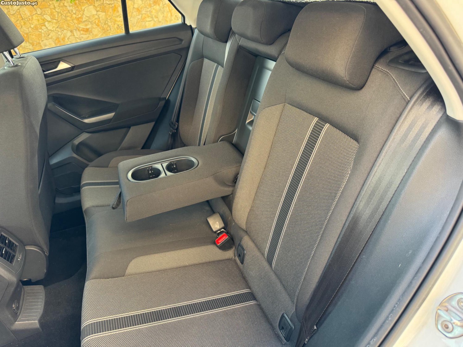 Volkswagen T-Roc Roc — fotografia 3