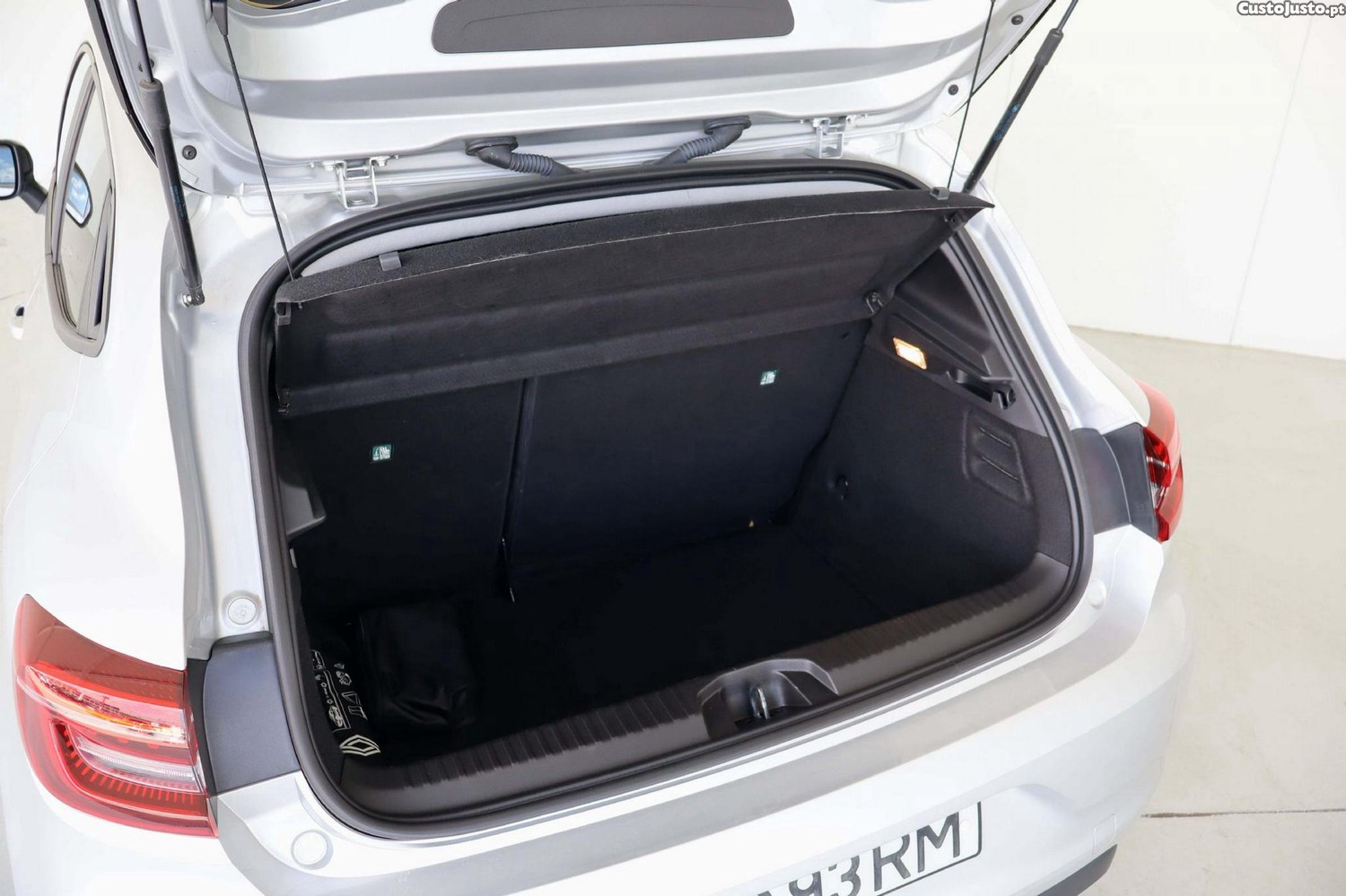 Renault Clio 1.0 TCe Evolution Bi-Fuel — fotografia 18