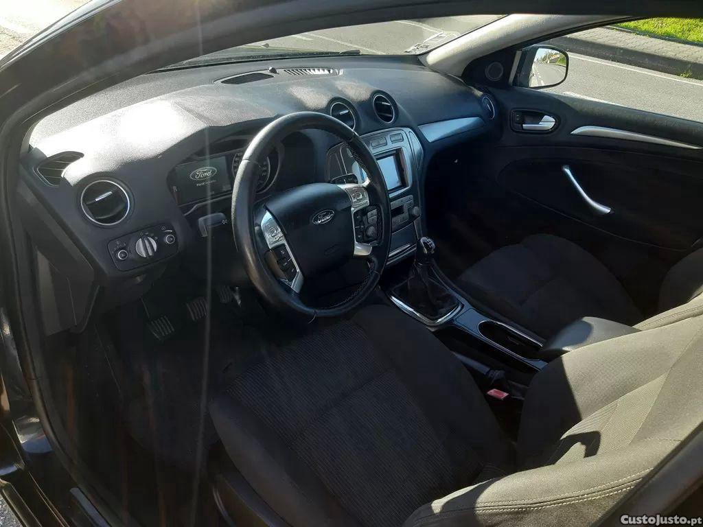 Ford KA 1.8 tdci titanium econetic — fotografia 11