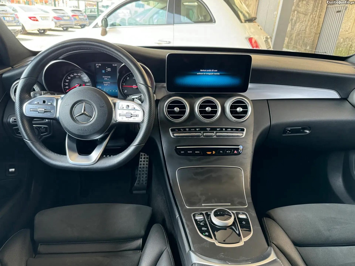Mercedes-Benz C 200 d AMG Line Aut. — fotografia 2