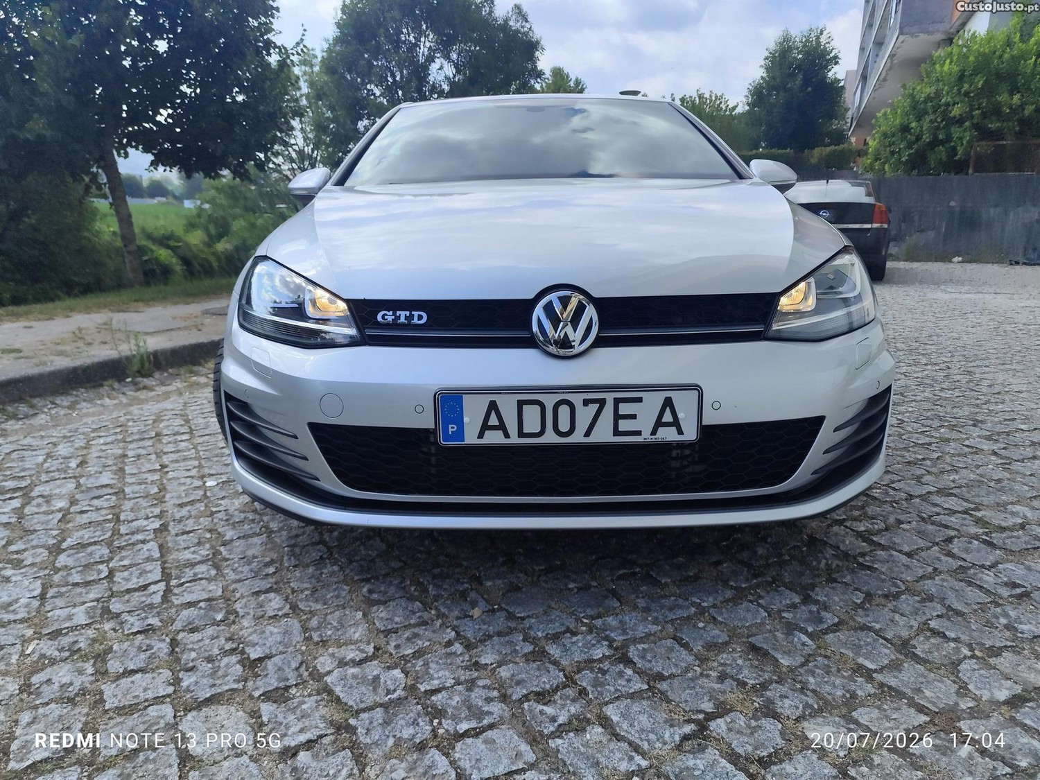 Volkswagen Golf 2.0 TDi GTD — fotografia 10