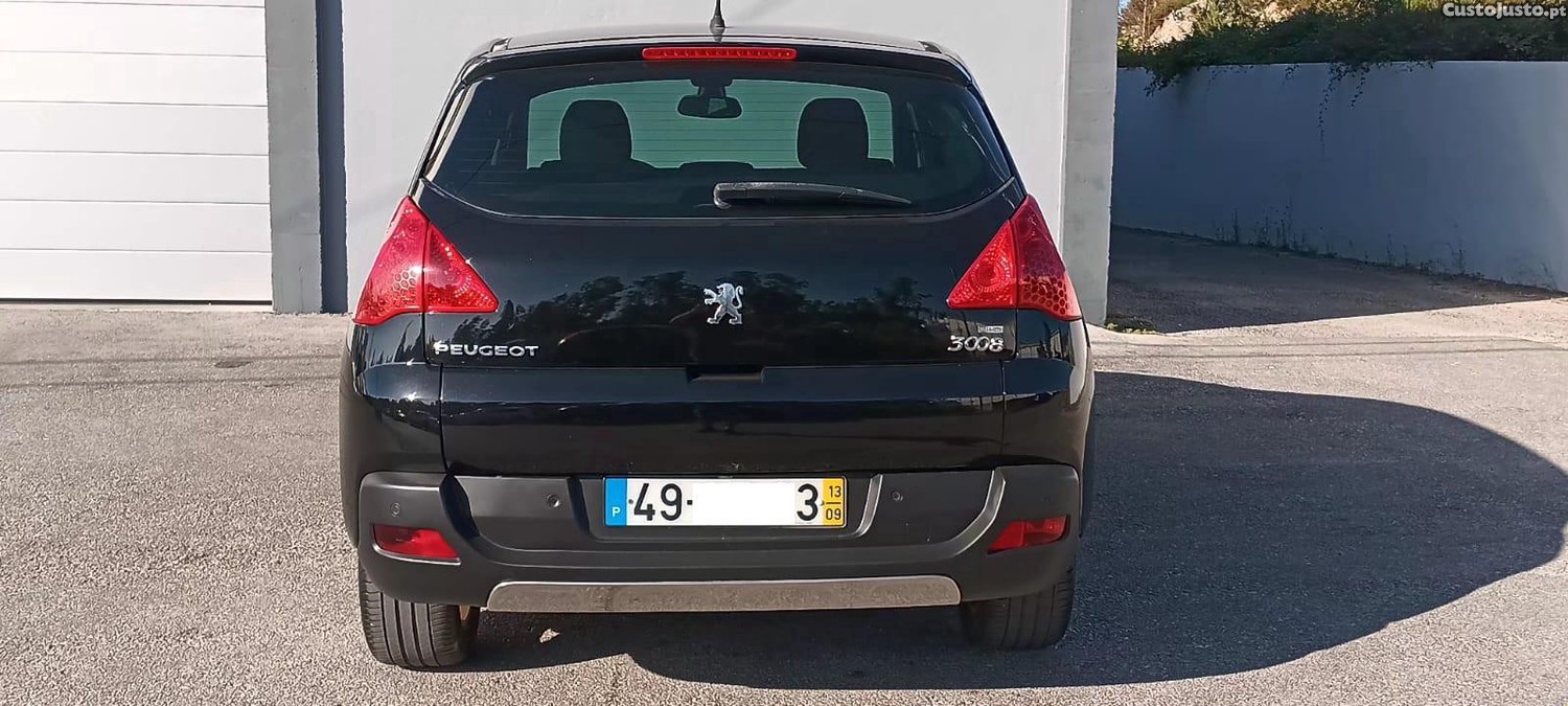 Peugeot 3008 1.6 e_Hdi 115 CV CMP6+Automatico — fotografia 4