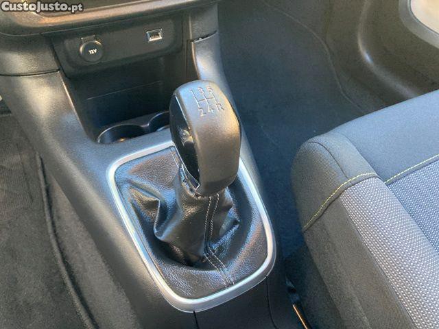 Citroën C3 1.2 PureTech C-Serie — fotografia 6