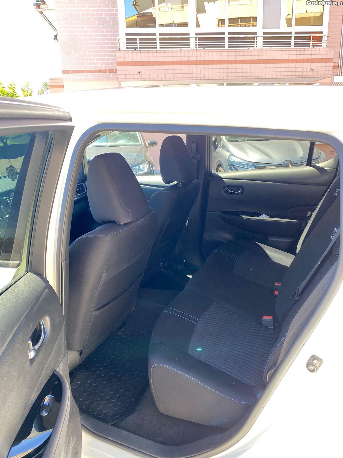 Nissan Leaf Tekna — fotografia 6