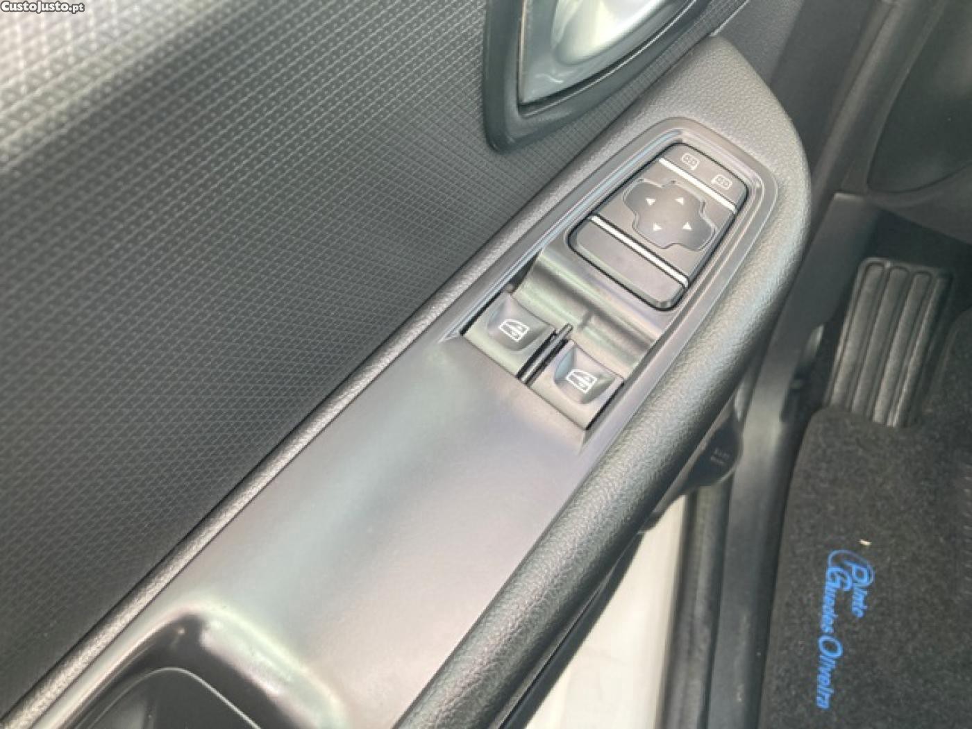 Renault Clio 1.5 dCi Zen — fotografia 6
