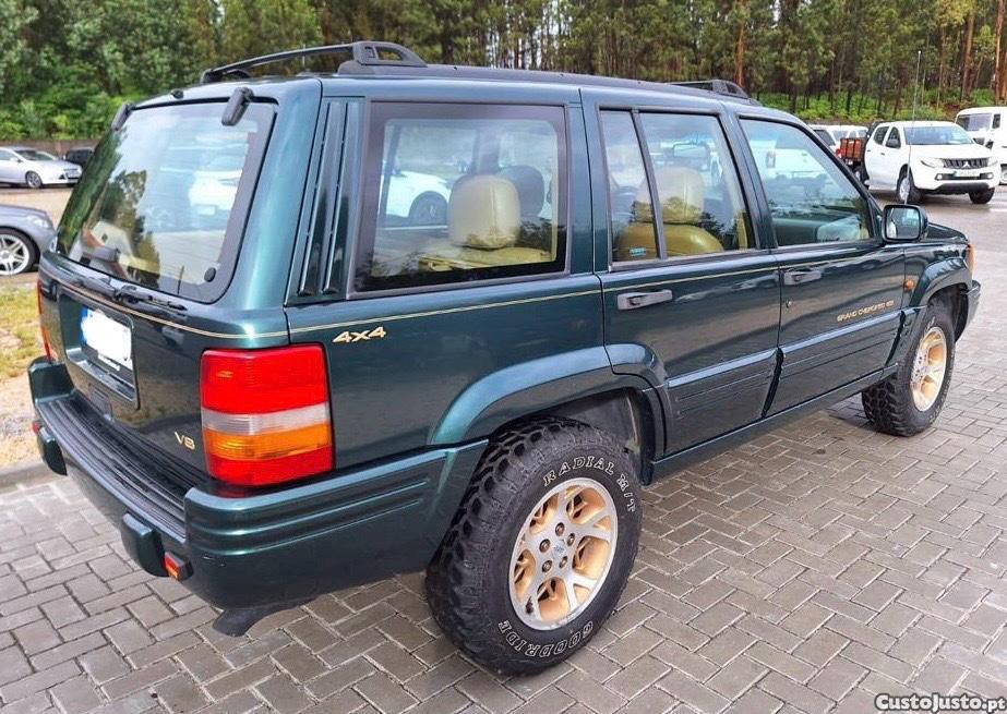 Jeep Grand Cherokee 5.2 V8 Limited - 97 foto 2