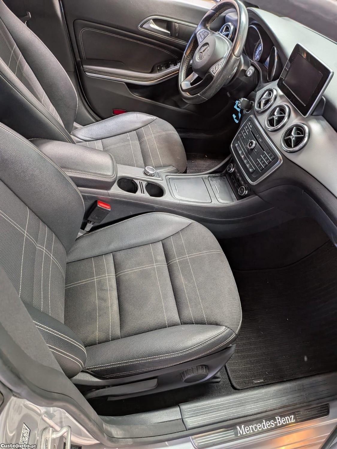 Mercedes-Benz CLA 220 220 Cdi shooting break — fotografia 3