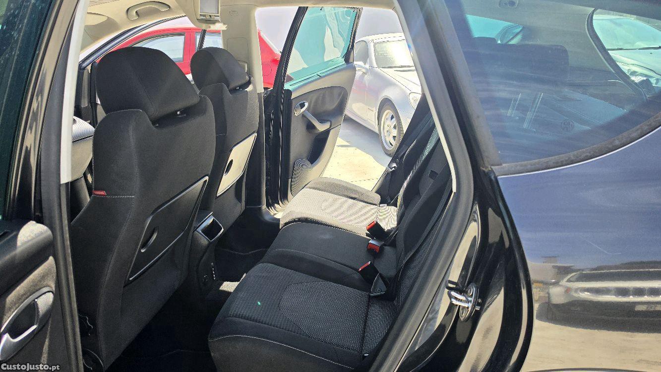 SEAT Altea 1.6 tdi — fotografia 6