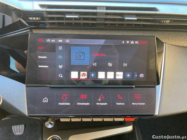 Peugeot 308 1.2 PureTech Allure — fotografia 10