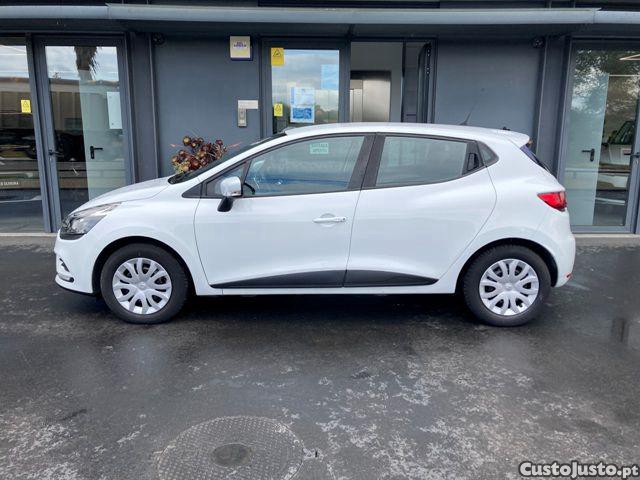 Renault Clio 1.5 dCi Zen — fotografia 21