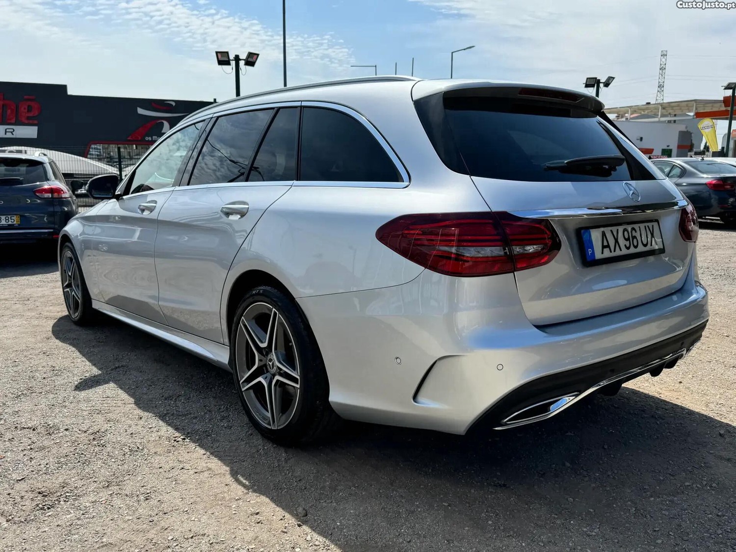 Mercedes-Benz C 200 d AMG Line Aut. — fotografia 17